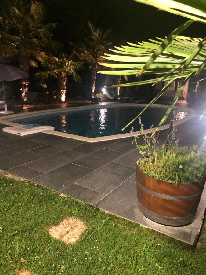 Villa Bergerac Avec Piscine Ngoại thất bức ảnh